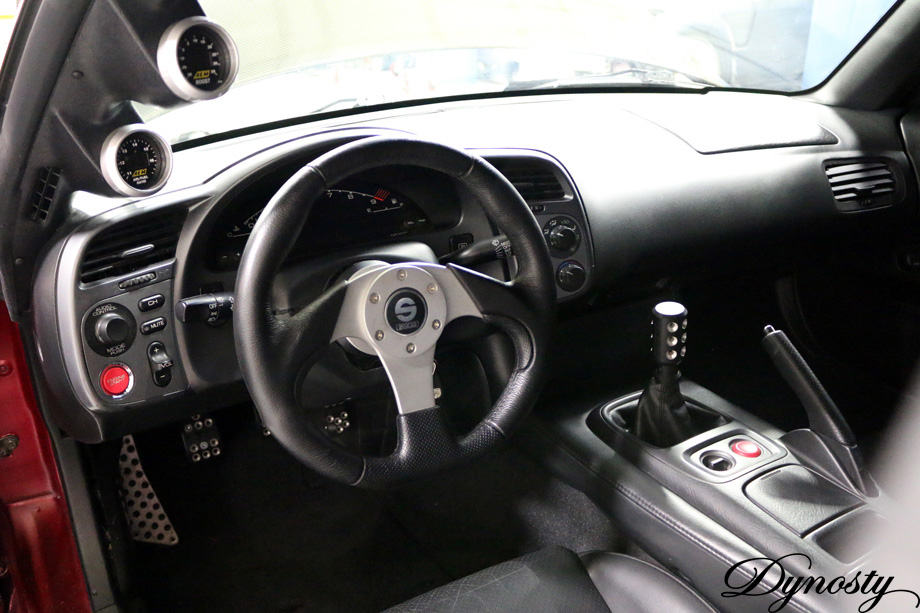 Tony_Honda_S2000_Build_by_Dynosty_interior_view